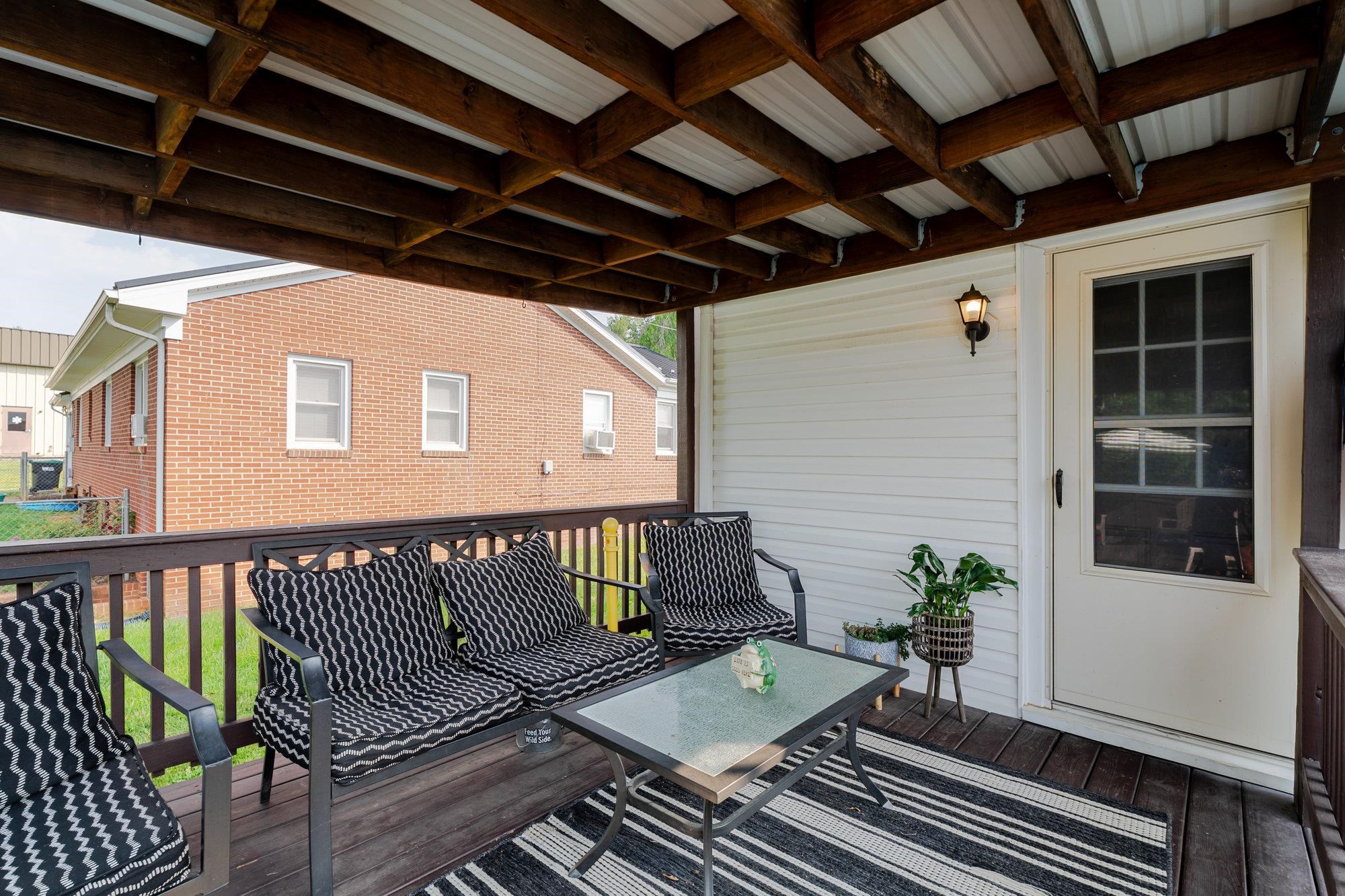 885 W MAIN ST, STANLEY, Virginia 22851, 4 Bedrooms Bedrooms, ,2 BathroomsBathrooms,Residential,885 W MAIN ST,661141 MLS # 661141