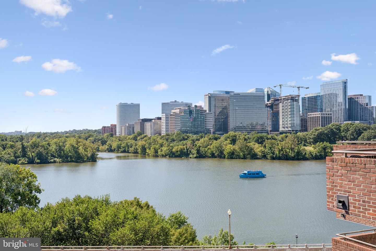 1015 33RD ST NW #809, WASHINGTON, District Of Columbia 20007, 2 Bedrooms Bedrooms, ,2 BathroomsBathrooms,Residential,For sale,1015 33RD ST NW #809,DCDC2209198 MLS # DCDC2209198