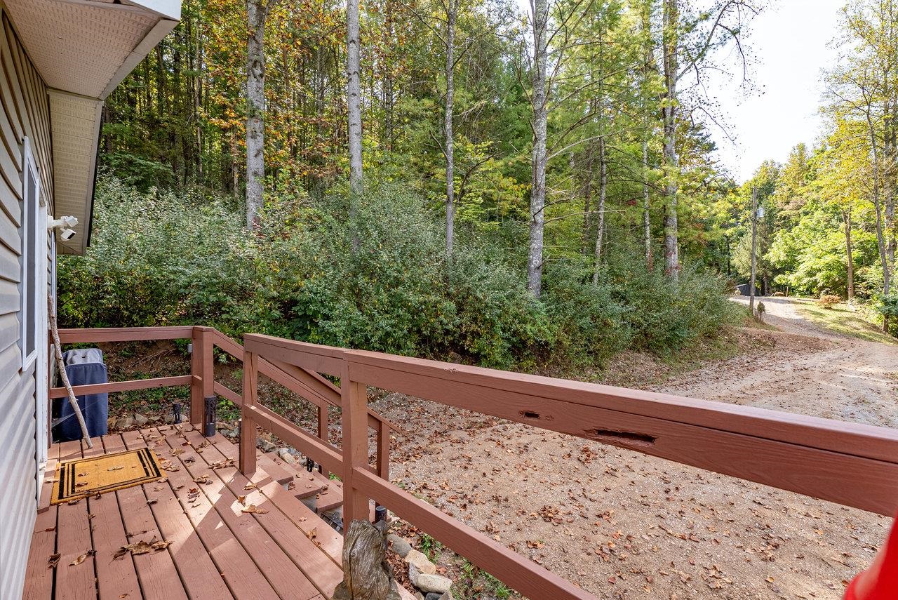 259 OVERLOOK MOUNTAIN RD, ELKTON, Virginia 22827, 2 Bedrooms Bedrooms, ,1 BathroomBathrooms,Residential,259 OVERLOOK MOUNTAIN RD,669122 MLS # 669122