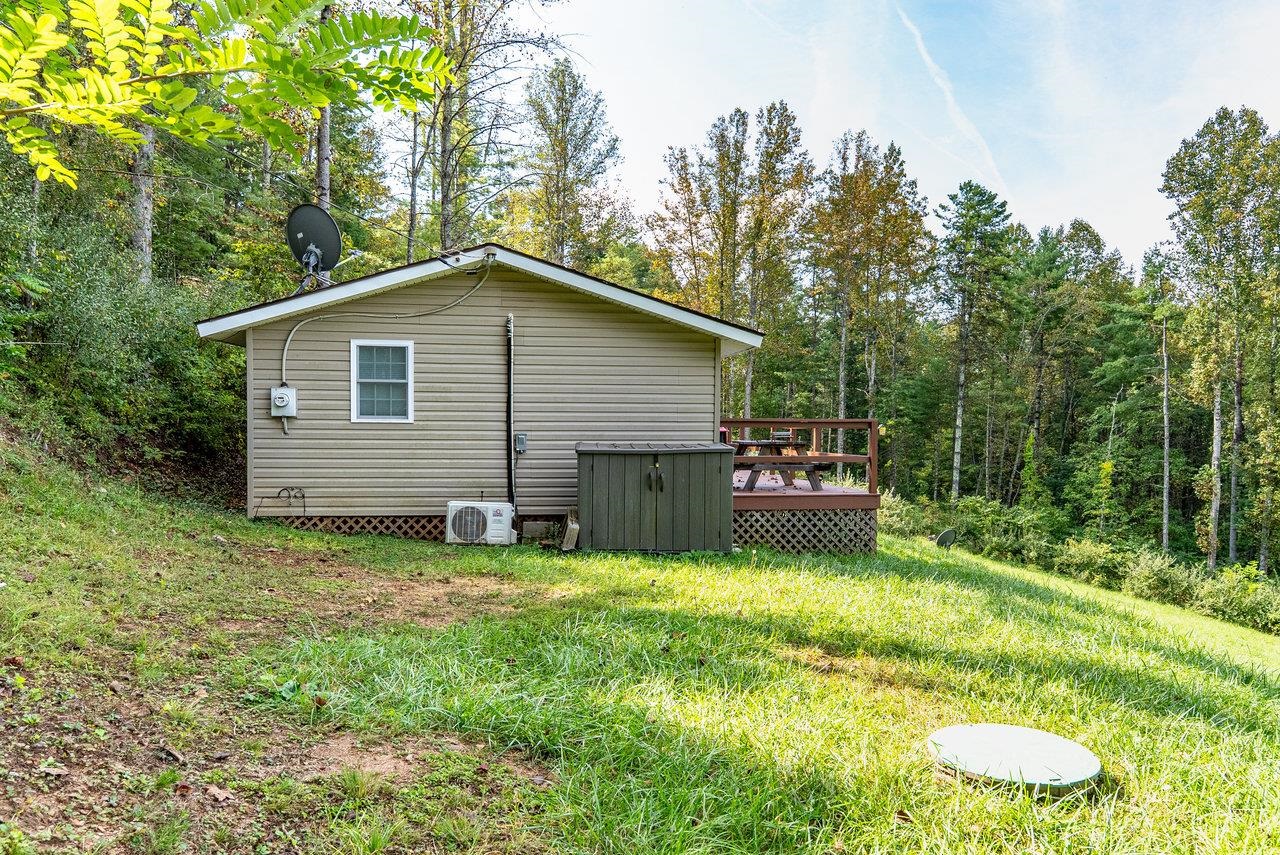 259 OVERLOOK MOUNTAIN RD, ELKTON, Virginia 22827, 2 Bedrooms Bedrooms, ,1 BathroomBathrooms,Residential,259 OVERLOOK MOUNTAIN RD,669122 MLS # 669122