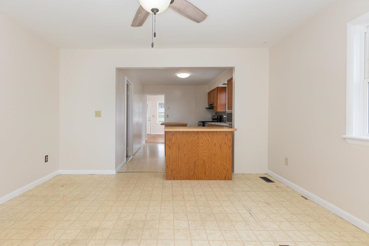 434 KELLEY ST, HARRISONBURG, Virginia 22802, 3 Bedrooms Bedrooms, ,1 BathroomBathrooms,Residential,434 KELLEY ST,669140 MLS # 669140