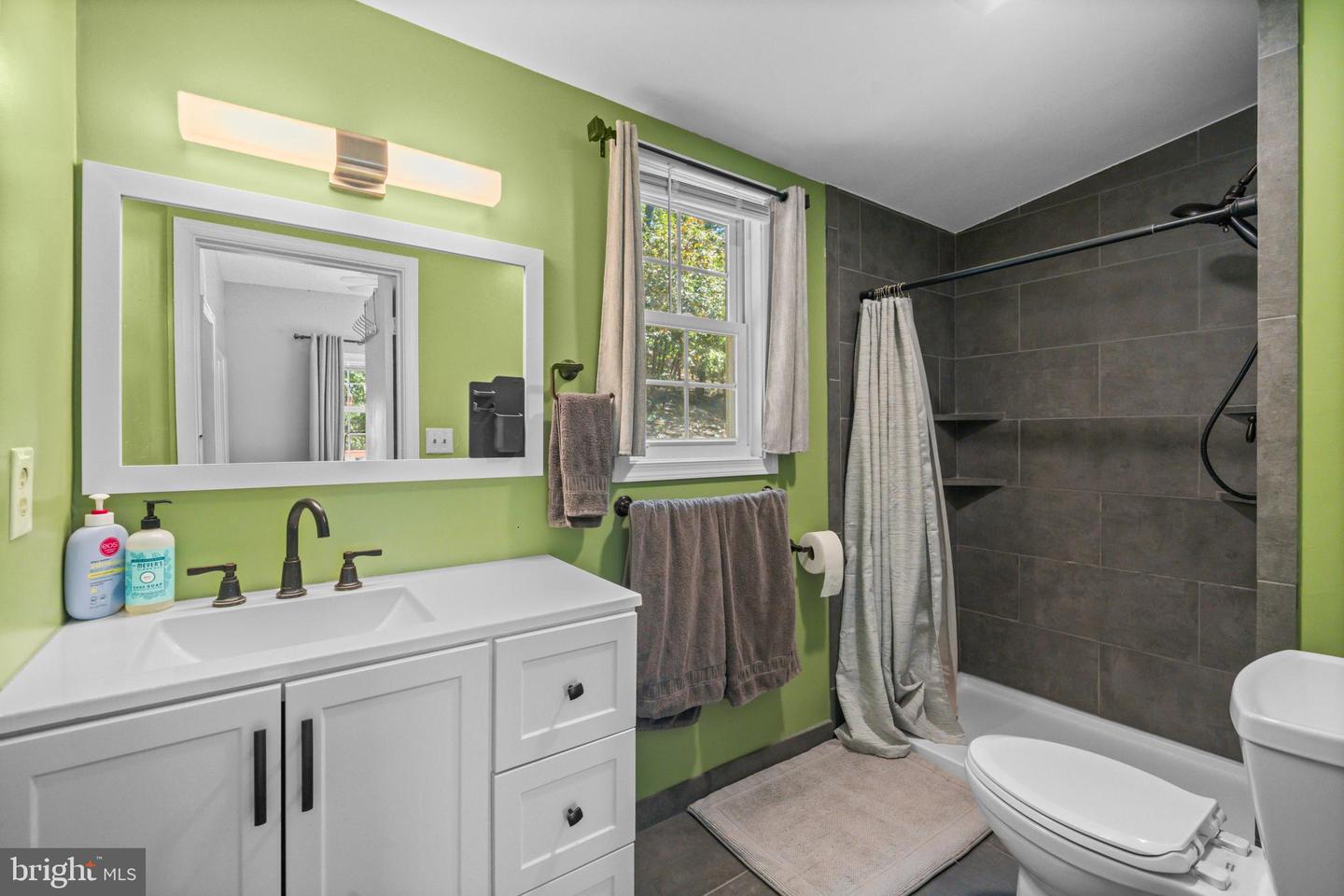 358 WELLS DR, FRONT ROYAL, Virginia 22630, 3 Bedrooms Bedrooms, ,2 BathroomsBathrooms,Residential,For sale,358 WELLS DR,VAWR2011972 MLS # VAWR2011972 358 WELLS DR, FRONT ROYAL, Virginia 22630, 3 Bedrooms Bedrooms, ,2 BathroomsBathrooms,Residential,For sale,358 WELLS DR,VAWR2011972 MLS # VAWR2011972