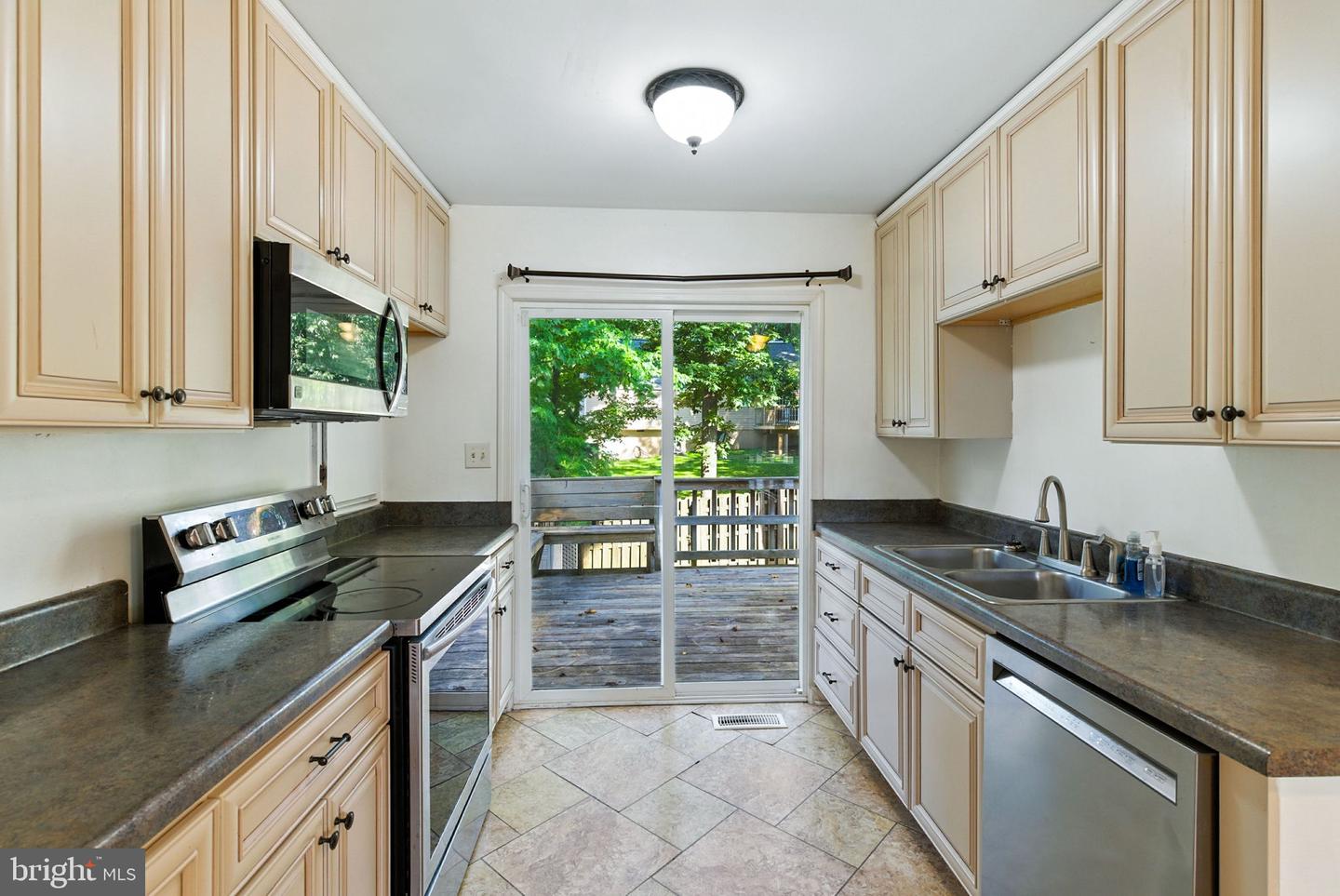 7705 OFFSHORE DR, CHESTERFIELD, Virginia 23832, 3 Bedrooms Bedrooms, 5 Rooms Rooms,2 BathroomsBathrooms,Residential,For sale,7705 OFFSHORE DR,VACF2001254 MLS # VACF2001254