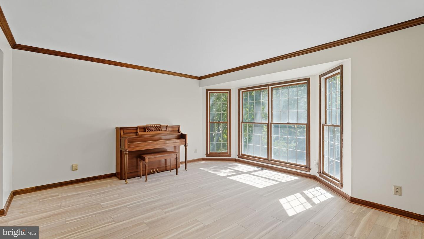 2425 HARPOON DR, STAFFORD, Virginia 22554, 4 Bedrooms Bedrooms, ,2 BathroomsBathrooms,Residential,For sale,2425 HARPOON DR,VAST2042170 MLS # VAST2042170