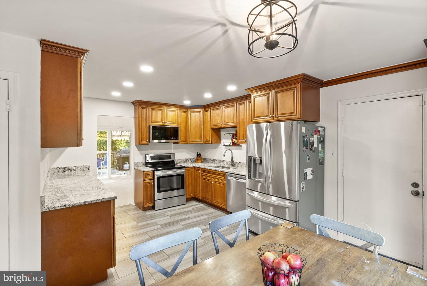 5305 HEXAGON PL, FAIRFAX, Virginia 22030, 4 Bedrooms Bedrooms, ,3 BathroomsBathrooms,Residential,For sale,5305 HEXAGON PL,VAFX2263558 MLS # VAFX2263558