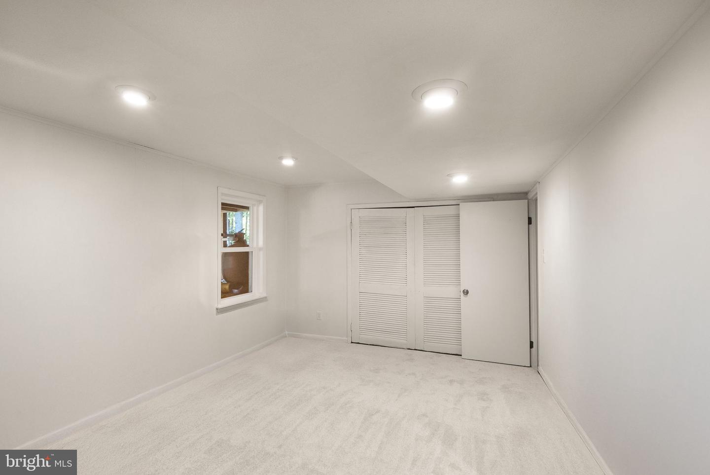 5305 HEXAGON PL, FAIRFAX, Virginia 22030, 4 Bedrooms Bedrooms, ,3 BathroomsBathrooms,Residential,For sale,5305 HEXAGON PL,VAFX2263558 MLS # VAFX2263558