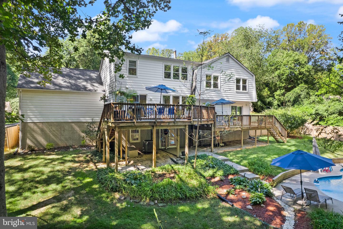 5305 HEXAGON PL, FAIRFAX, Virginia 22030, 4 Bedrooms Bedrooms, ,3 BathroomsBathrooms,Residential,For sale,5305 HEXAGON PL,VAFX2263558 MLS # VAFX2263558