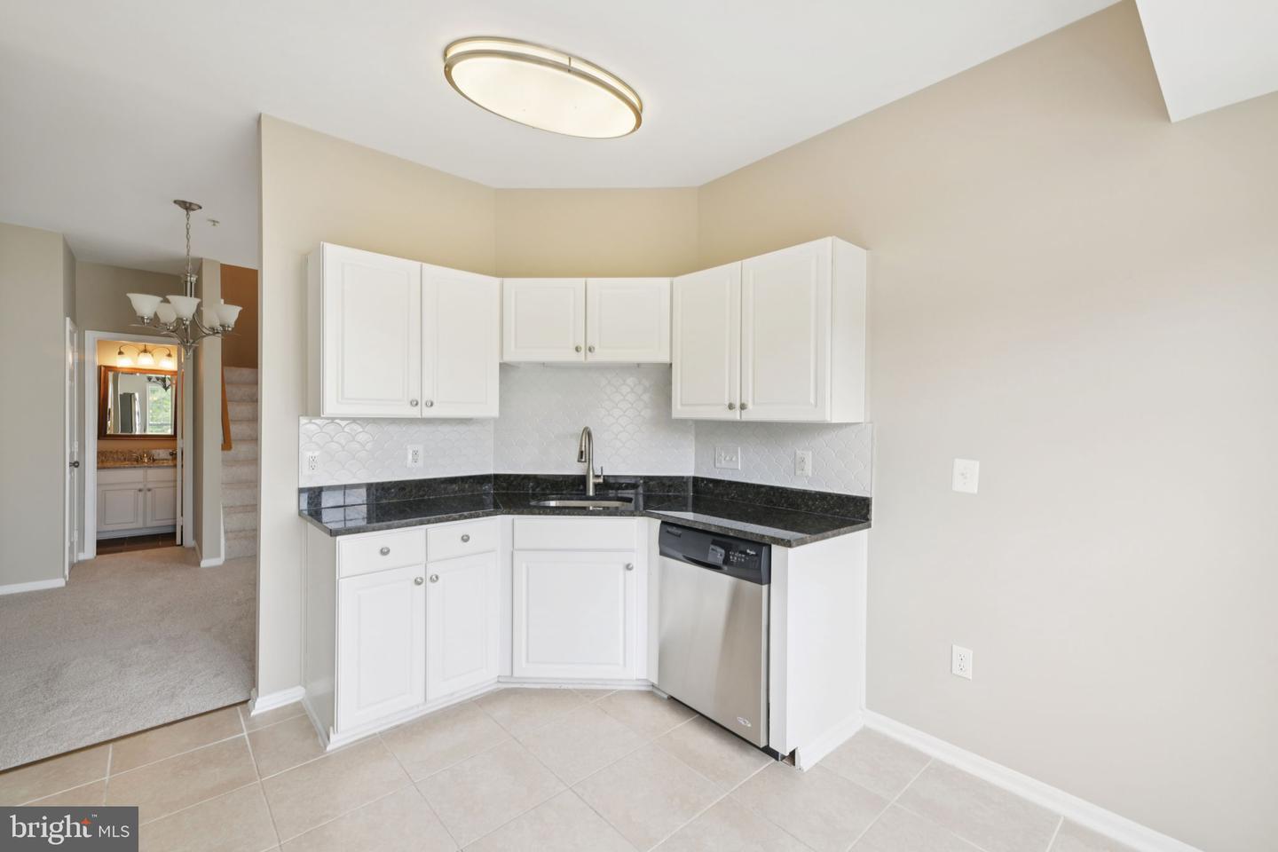 44180 SHADY GLEN TER, ASHBURN, Virginia 20147, 3 Bedrooms Bedrooms, ,2 BathroomsBathrooms,Residential,For sale,44180 SHADY GLEN TER,VALO2105984 MLS # VALO2105984