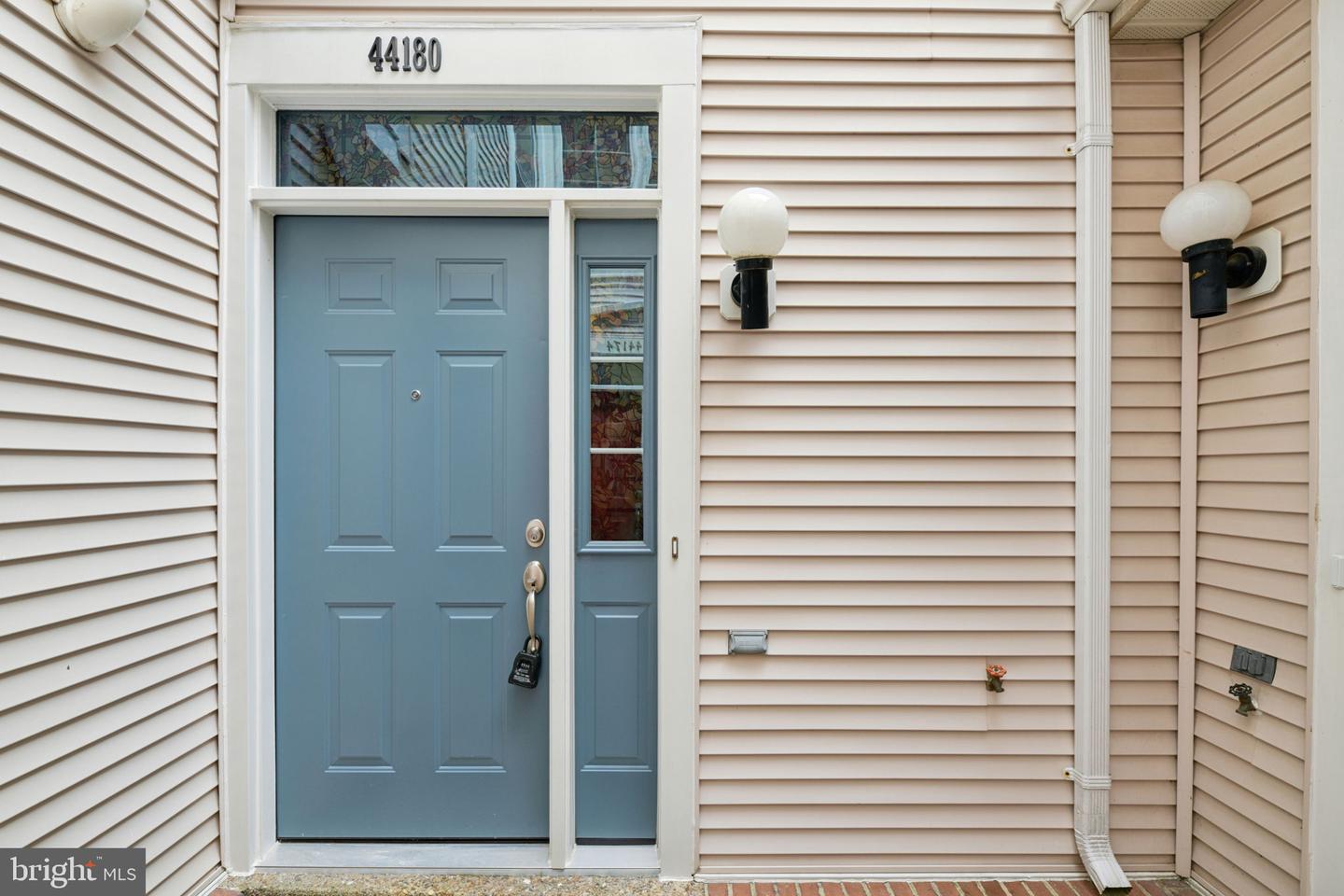 44180 SHADY GLEN TER, ASHBURN, Virginia 20147, 3 Bedrooms Bedrooms, ,2 BathroomsBathrooms,Residential,For sale,44180 SHADY GLEN TER,VALO2105984 MLS # VALO2105984