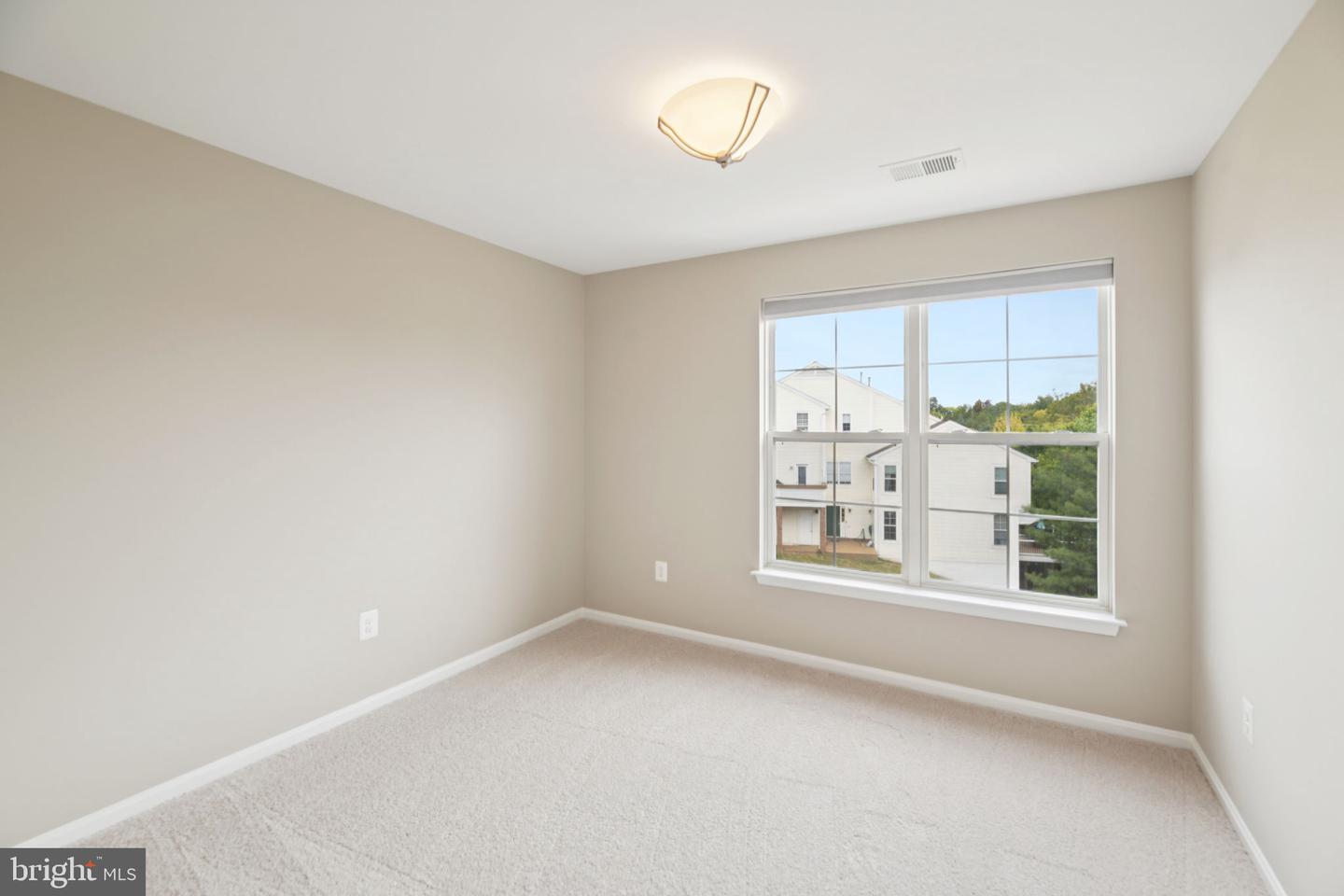 44180 SHADY GLEN TER, ASHBURN, Virginia 20147, 3 Bedrooms Bedrooms, ,2 BathroomsBathrooms,Residential,For sale,44180 SHADY GLEN TER,VALO2105984 MLS # VALO2105984
