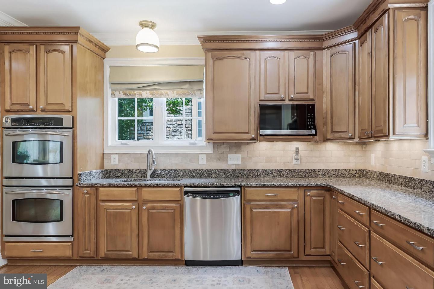 6506 BLUE WING DR, ALEXANDRIA, Virginia 22307, 5 Bedrooms Bedrooms, ,4 BathroomsBathrooms,Residential,For sale,6506 BLUE WING DR,VAFX2264676 MLS # VAFX2264676 6506 BLUE WING DR, ALEXANDRIA, Virginia 22307, 5 Bedrooms Bedrooms, ,4 BathroomsBathrooms,Residential,For sale,6506 BLUE WING DR,VAFX2264676 MLS # VAFX2264676