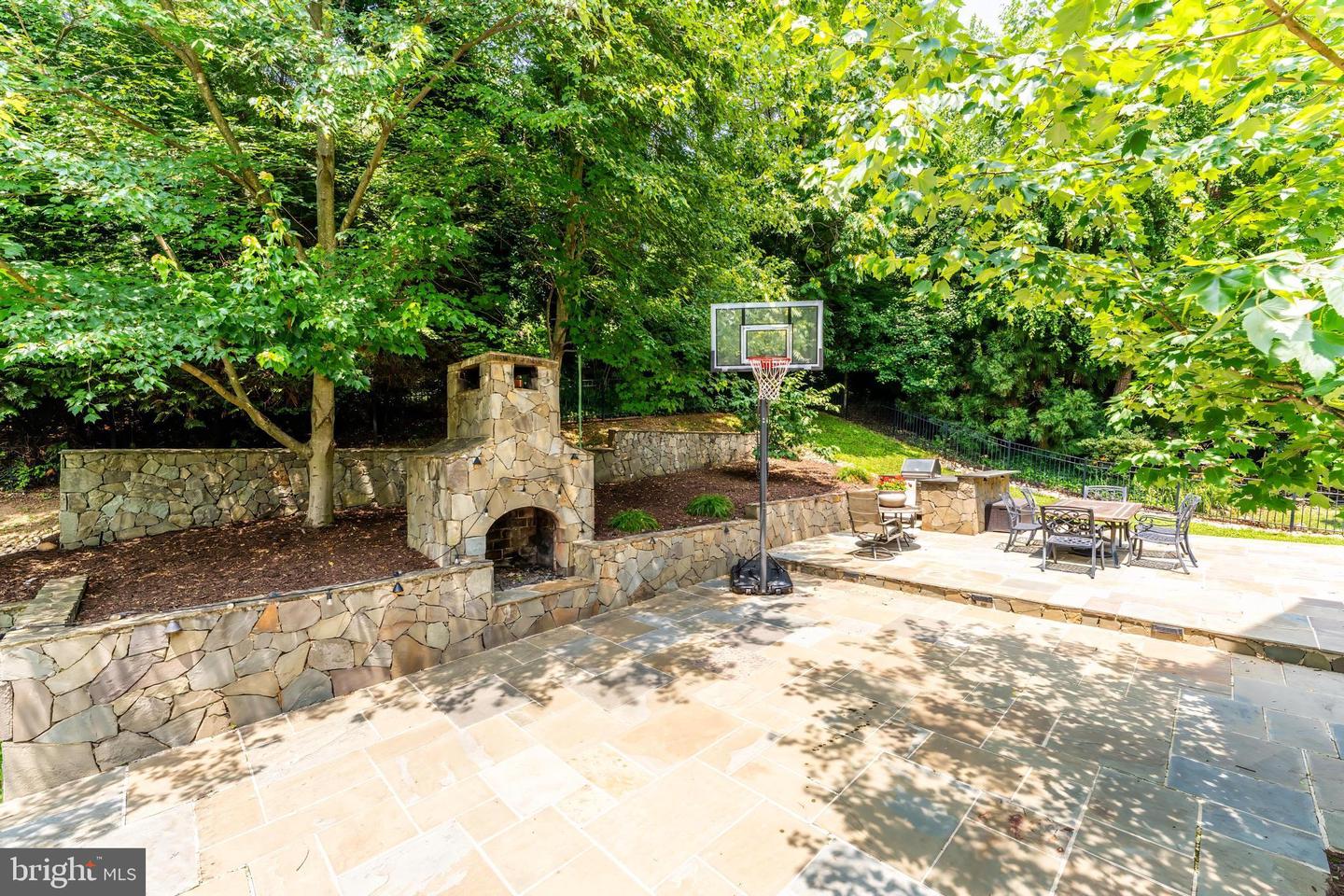 6506 BLUE WING DR, ALEXANDRIA, Virginia 22307, 5 Bedrooms Bedrooms, ,4 BathroomsBathrooms,Residential,For sale,6506 BLUE WING DR,VAFX2264676 MLS # VAFX2264676 6506 BLUE WING DR, ALEXANDRIA, Virginia 22307, 5 Bedrooms Bedrooms, ,4 BathroomsBathrooms,Residential,For sale,6506 BLUE WING DR,VAFX2264676 MLS # VAFX2264676