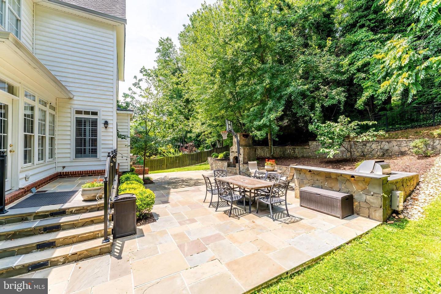 6506 BLUE WING DR, ALEXANDRIA, Virginia 22307, 5 Bedrooms Bedrooms, ,4 BathroomsBathrooms,Residential,For sale,6506 BLUE WING DR,VAFX2264676 MLS # VAFX2264676 6506 BLUE WING DR, ALEXANDRIA, Virginia 22307, 5 Bedrooms Bedrooms, ,4 BathroomsBathrooms,Residential,For sale,6506 BLUE WING DR,VAFX2264676 MLS # VAFX2264676