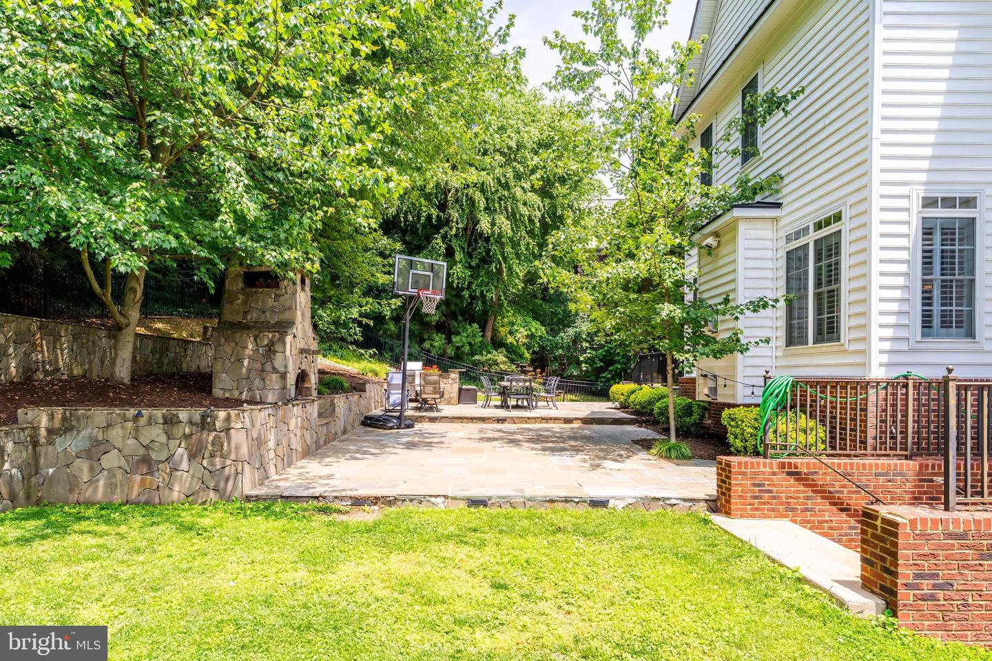 6506 BLUE WING DR, ALEXANDRIA, Virginia 22307, 5 Bedrooms Bedrooms, ,4 BathroomsBathrooms,Residential,For sale,6506 BLUE WING DR,VAFX2264676 MLS # VAFX2264676 6506 BLUE WING DR, ALEXANDRIA, Virginia 22307, 5 Bedrooms Bedrooms, ,4 BathroomsBathrooms,Residential,For sale,6506 BLUE WING DR,VAFX2264676 MLS # VAFX2264676