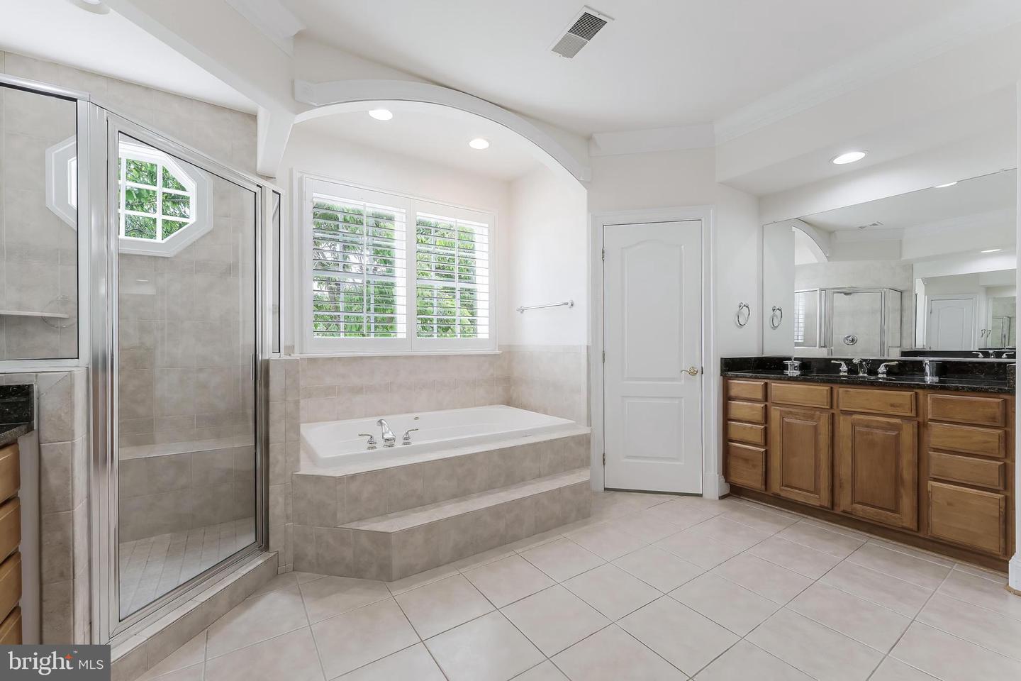 6506 BLUE WING DR, ALEXANDRIA, Virginia 22307, 5 Bedrooms Bedrooms, ,4 BathroomsBathrooms,Residential,For sale,6506 BLUE WING DR,VAFX2264676 MLS # VAFX2264676 6506 BLUE WING DR, ALEXANDRIA, Virginia 22307, 5 Bedrooms Bedrooms, ,4 BathroomsBathrooms,Residential,For sale,6506 BLUE WING DR,VAFX2264676 MLS # VAFX2264676