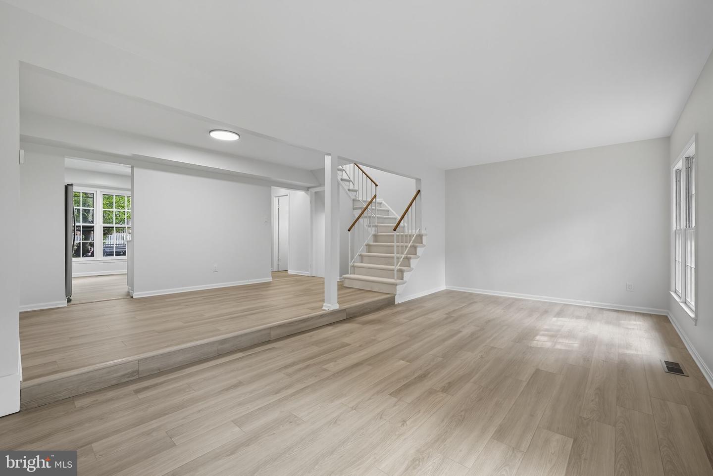 9611 SCOTCH HAVEN DR, VIENNA, Virginia 22181, 3 Bedrooms Bedrooms, ,3 BathroomsBathrooms,Residential,For sale,9611 SCOTCH HAVEN DR,VAFX2265296 MLS # VAFX2265296