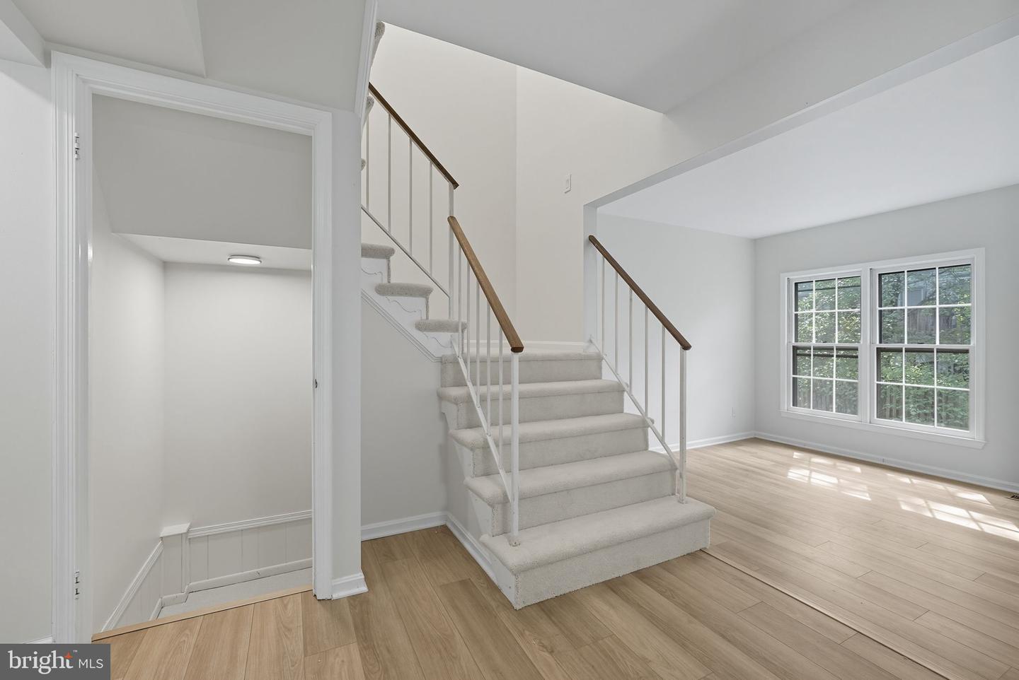 9611 SCOTCH HAVEN DR, VIENNA, Virginia 22181, 3 Bedrooms Bedrooms, ,3 BathroomsBathrooms,Residential,For sale,9611 SCOTCH HAVEN DR,VAFX2265296 MLS # VAFX2265296