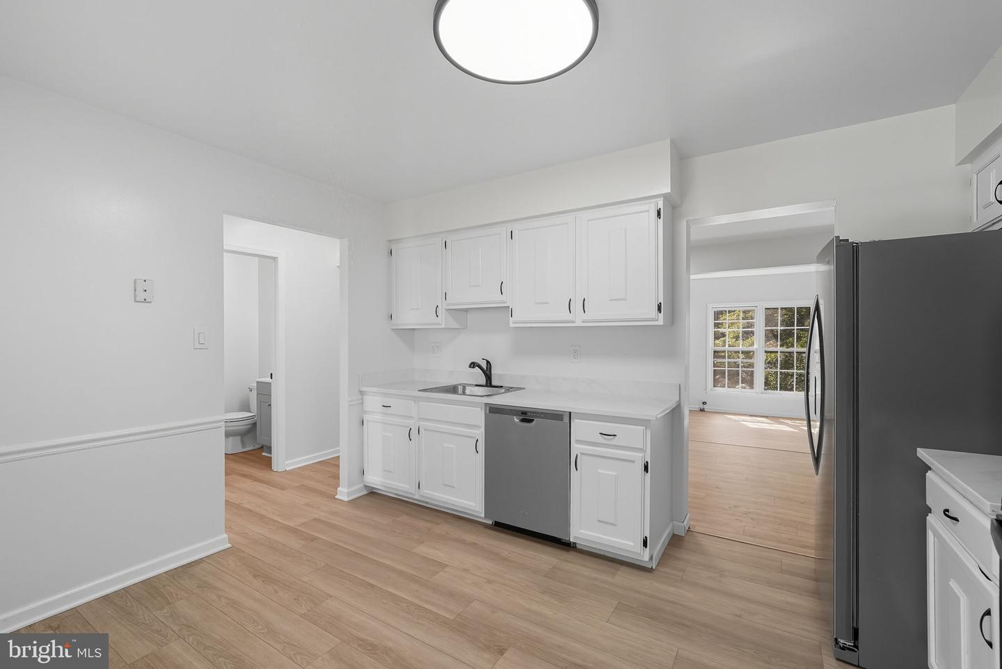 9611 SCOTCH HAVEN DR, VIENNA, Virginia 22181, 3 Bedrooms Bedrooms, ,3 BathroomsBathrooms,Residential,For sale,9611 SCOTCH HAVEN DR,VAFX2265296 MLS # VAFX2265296