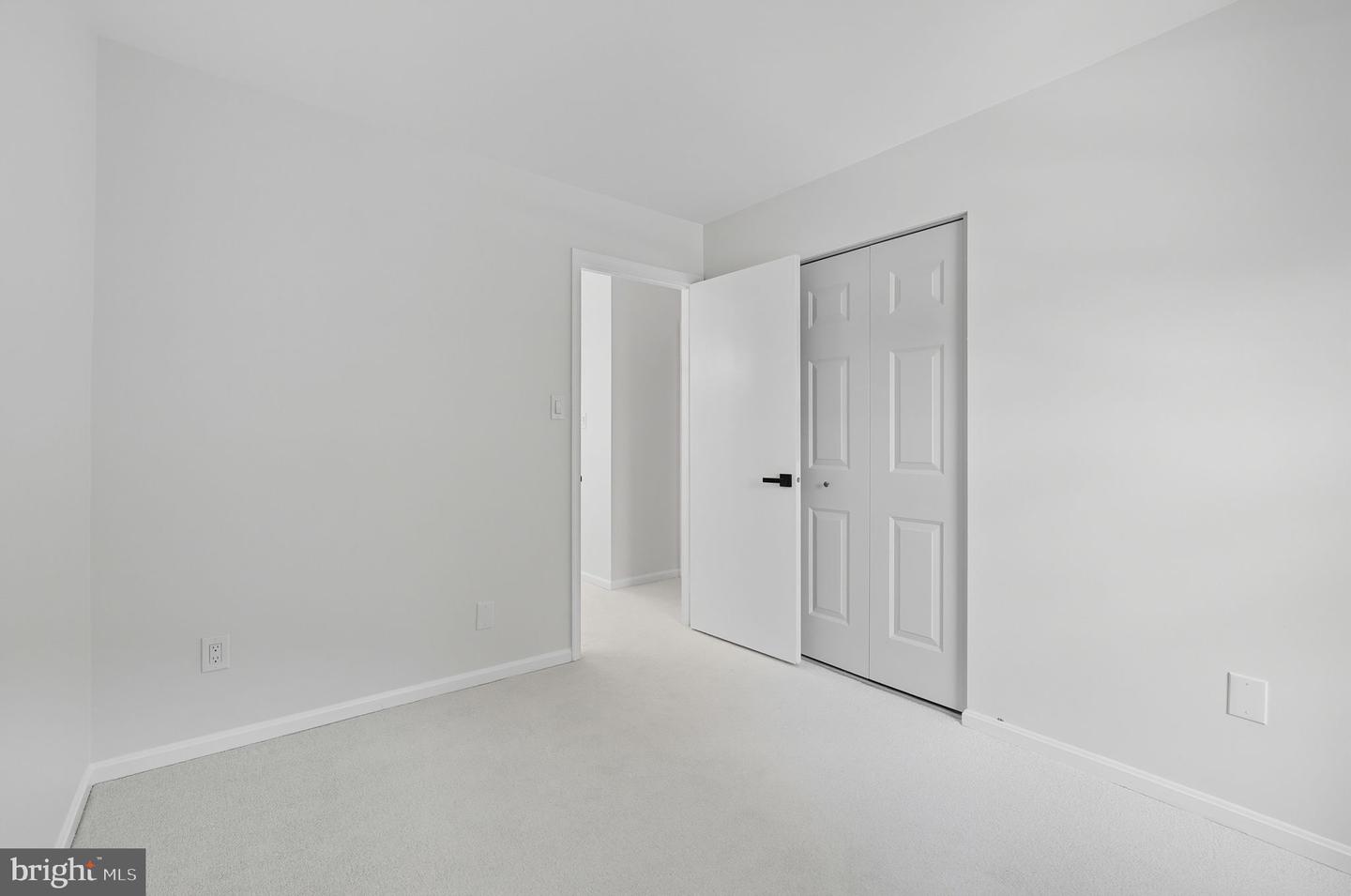 9611 SCOTCH HAVEN DR, VIENNA, Virginia 22181, 3 Bedrooms Bedrooms, ,3 BathroomsBathrooms,Residential,For sale,9611 SCOTCH HAVEN DR,VAFX2265296 MLS # VAFX2265296
