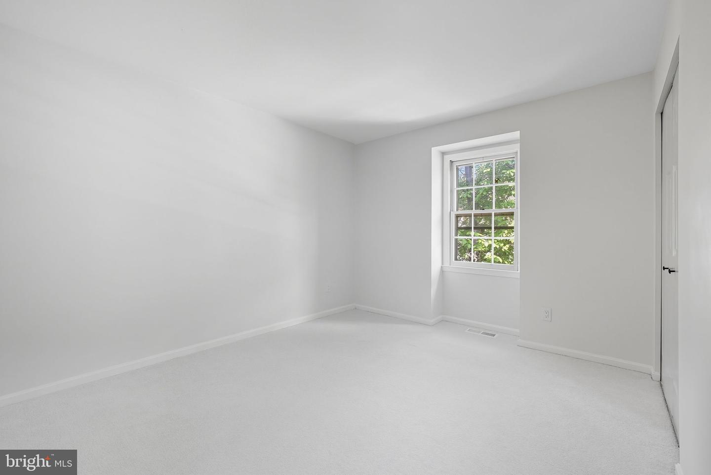 9611 SCOTCH HAVEN DR, VIENNA, Virginia 22181, 3 Bedrooms Bedrooms, ,3 BathroomsBathrooms,Residential,For sale,9611 SCOTCH HAVEN DR,VAFX2265296 MLS # VAFX2265296