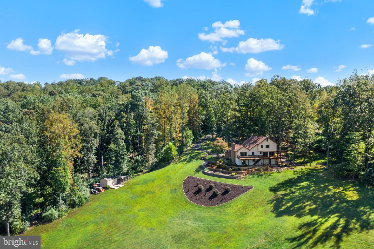 8525 MEADOWS RD, WARRENTON, Virginia 20186, 4 Bedrooms Bedrooms, ,3 BathroomsBathrooms,Residential,For sale,8525 MEADOWS RD,VAFQ2018224 MLS # VAFQ2018224