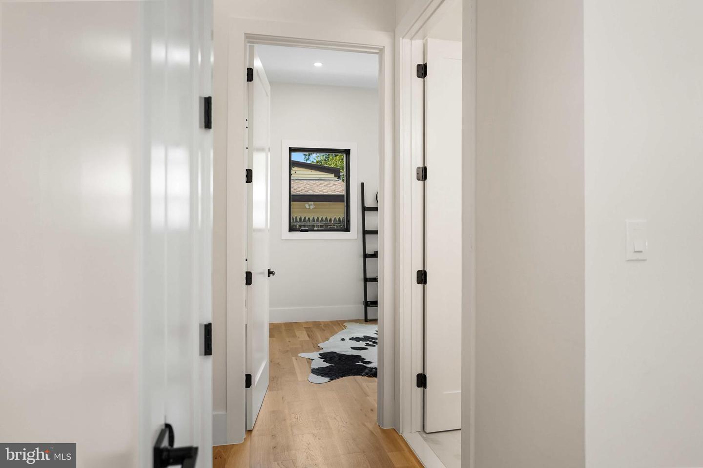 6818 BARRETT RD, FALLS CHURCH, Virginia 22042, 6 Bedrooms Bedrooms, ,5 BathroomsBathrooms,Residential,For sale,6818 BARRETT RD,VAFX2266128 MLS # VAFX2266128