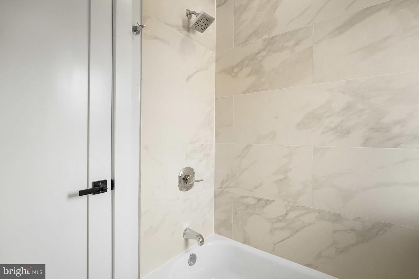 6818 BARRETT RD, FALLS CHURCH, Virginia 22042, 6 Bedrooms Bedrooms, ,5 BathroomsBathrooms,Residential,For sale,6818 BARRETT RD,VAFX2266128 MLS # VAFX2266128