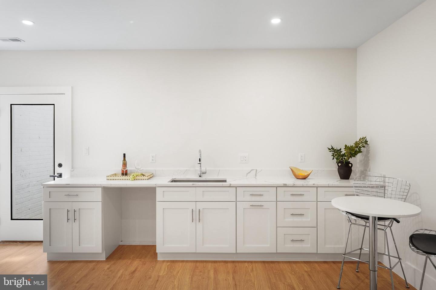 6818 BARRETT RD, FALLS CHURCH, Virginia 22042, 6 Bedrooms Bedrooms, ,5 BathroomsBathrooms,Residential,For sale,6818 BARRETT RD,VAFX2266128 MLS # VAFX2266128