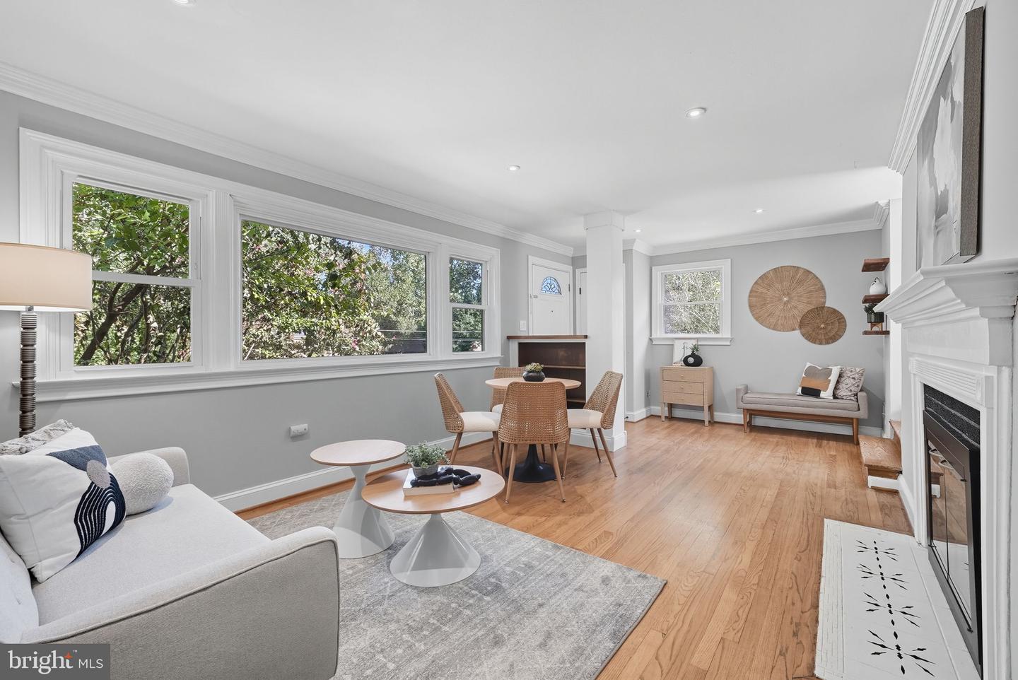 5209 CEDAR RD, ALEXANDRIA, Virginia 22309, 3 Bedrooms Bedrooms, ,3 BathroomsBathrooms,Residential,For sale,5209 CEDAR RD,VAFX2266910 MLS # VAFX2266910