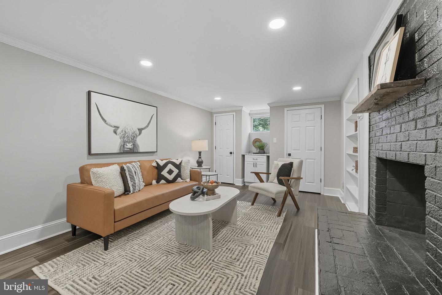 5209 CEDAR RD, ALEXANDRIA, Virginia 22309, 3 Bedrooms Bedrooms, ,3 BathroomsBathrooms,Residential,For sale,5209 CEDAR RD,VAFX2266910 MLS # VAFX2266910