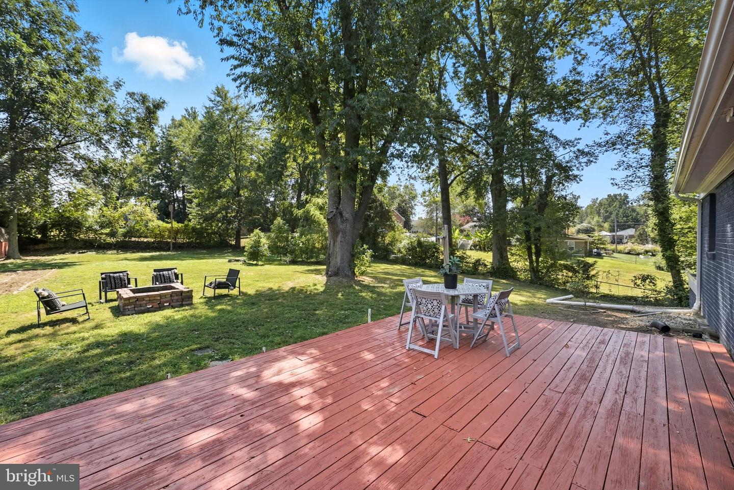 5209 CEDAR RD, ALEXANDRIA, Virginia 22309, 3 Bedrooms Bedrooms, ,3 BathroomsBathrooms,Residential,For sale,5209 CEDAR RD,VAFX2266910 MLS # VAFX2266910