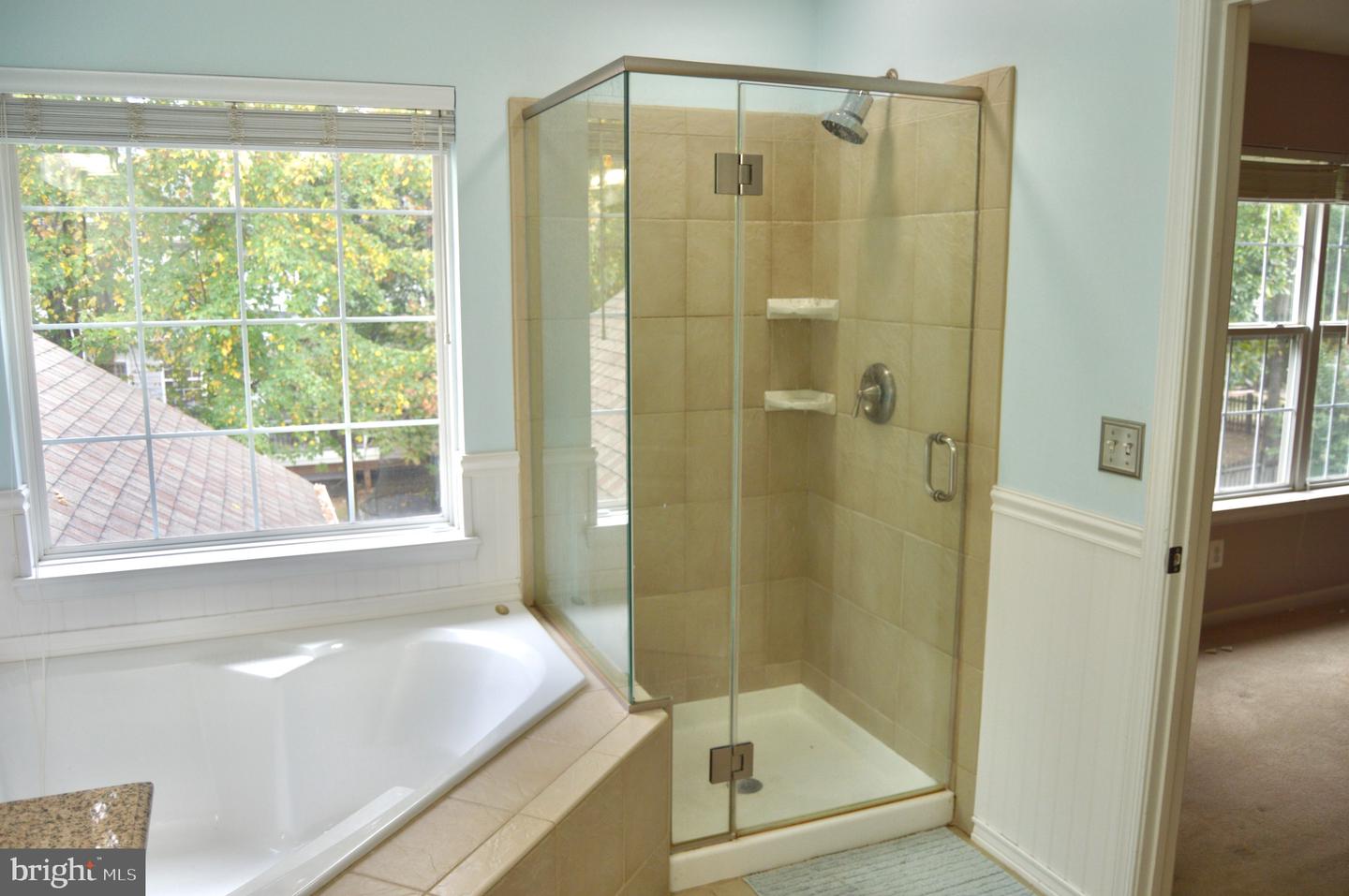 43438 OXEN LN, CHANTILLY, Virginia 20152, 4 Bedrooms Bedrooms, ,3 BathroomsBathrooms,Residential,For sale,43438 OXEN LN,VALO2106732 MLS # VALO2106732