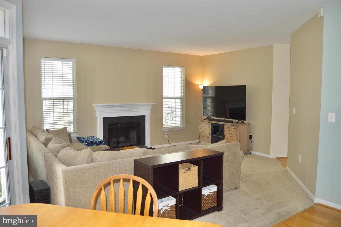 43438 OXEN LN, CHANTILLY, Virginia 20152, 4 Bedrooms Bedrooms, ,3 BathroomsBathrooms,Residential,For sale,43438 OXEN LN,VALO2106732 MLS # VALO2106732