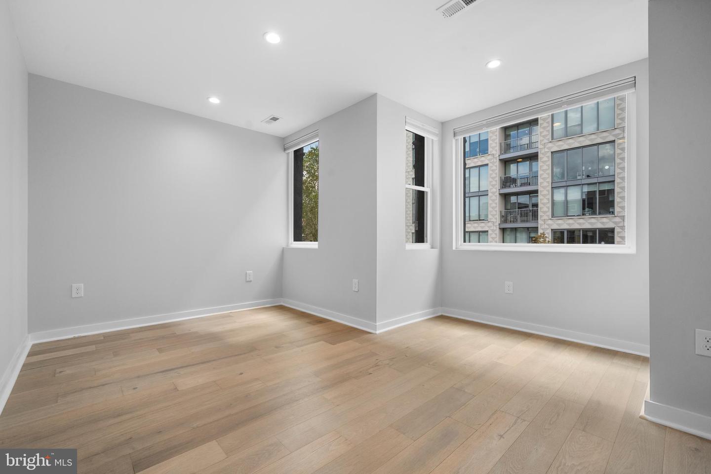 24 FLORIDA AVE NE #201, WASHINGTON, District Of Columbia 20002, 1 Bedroom Bedrooms, ,1 BathroomBathrooms,Residential,For sale,24 FLORIDA AVE NE #201,DCDC2222388 MLS # DCDC2222388 24 FLORIDA AVE NE #201, WASHINGTON, District Of Columbia 20002, 1 Bedroom Bedrooms, ,1 BathroomBathrooms,Residential,For sale,24 FLORIDA AVE NE #201,DCDC2222388 MLS # DCDC2222388