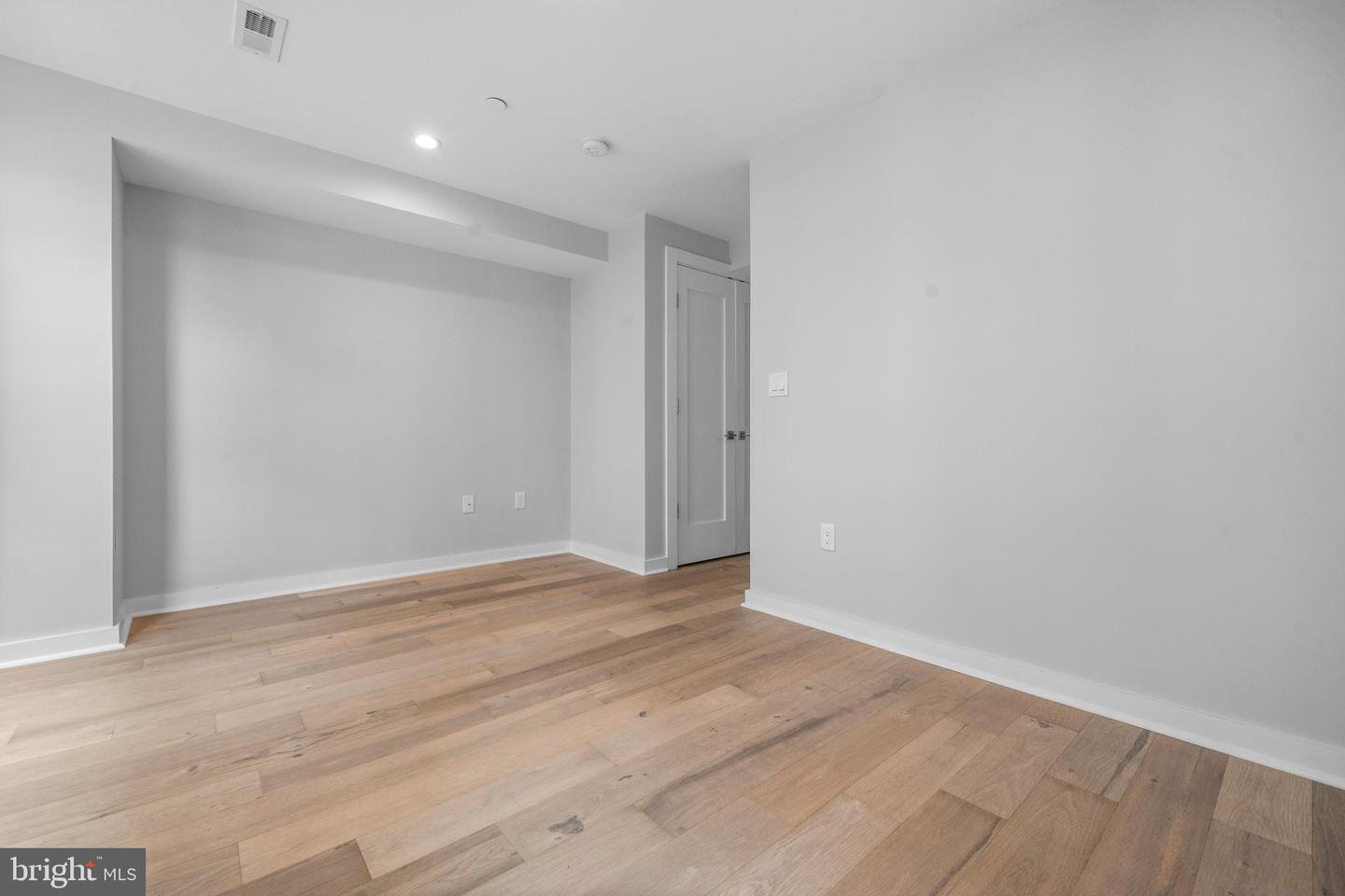 24 FLORIDA AVE NE #201, WASHINGTON, District Of Columbia 20002, 1 Bedroom Bedrooms, ,1 BathroomBathrooms,Residential,For sale,24 FLORIDA AVE NE #201,DCDC2222388 MLS # DCDC2222388 24 FLORIDA AVE NE #201, WASHINGTON, District Of Columbia 20002, 1 Bedroom Bedrooms, ,1 BathroomBathrooms,Residential,For sale,24 FLORIDA AVE NE #201,DCDC2222388 MLS # DCDC2222388