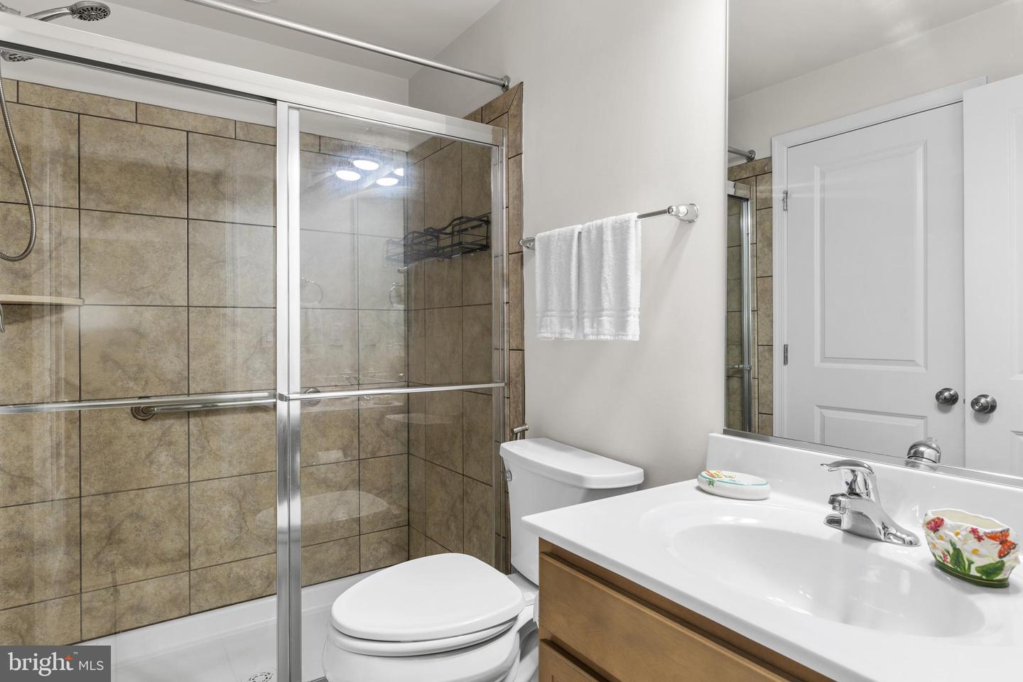 11708 ROBIN WOODS CIR, SPOTSYLVANIA, Virginia 22551, 5 Bedrooms Bedrooms, ,4 BathroomsBathrooms,Residential,For sale,11708 ROBIN WOODS CIR,VASP2036256 MLS # VASP2036256