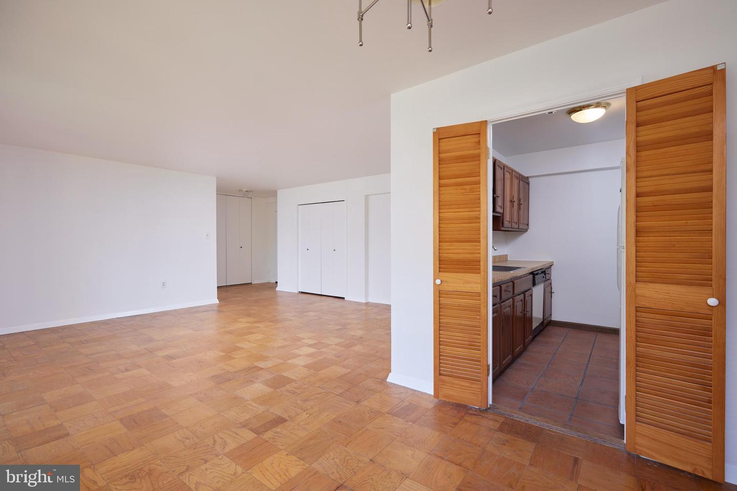 5410 CONNECTICUT AVE NW #717, WASHINGTON, District Of Columbia 20015, 1 Bedroom Bedrooms, ,1 BathroomBathrooms,Residential,For sale,5410 CONNECTICUT AVE NW #717,DCDC2222626 MLS # DCDC2222626