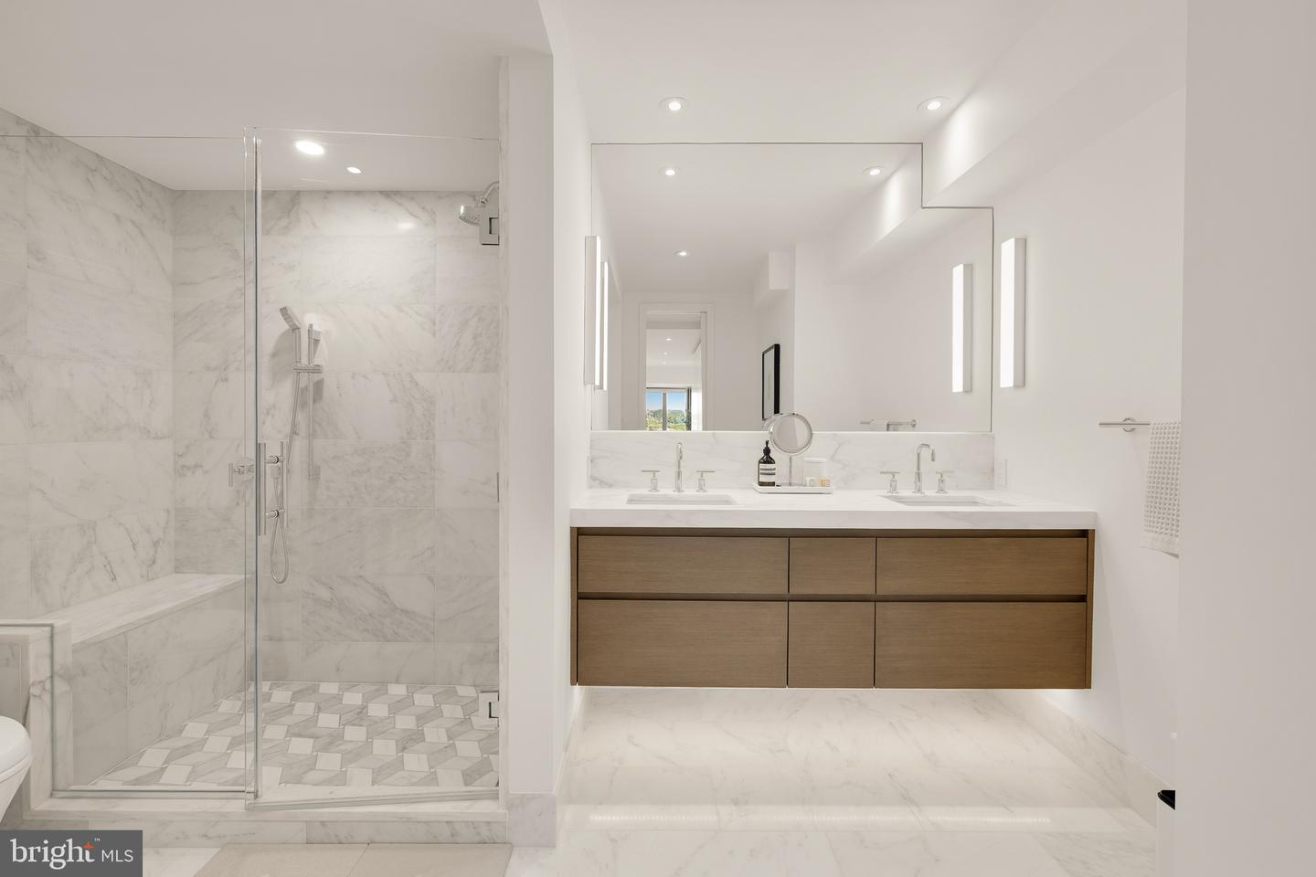 2501 M ST NW #704, WASHINGTON, District Of Columbia 20037, 2 Bedrooms Bedrooms, ,2 BathroomsBathrooms,Residential,For sale,2501 M ST NW #704,DCDC2222636 MLS # DCDC2222636 2501 M ST NW #704, WASHINGTON, District Of Columbia 20037, 2 Bedrooms Bedrooms, ,2 BathroomsBathrooms,Residential,For sale,2501 M ST NW #704,DCDC2222636 MLS # DCDC2222636