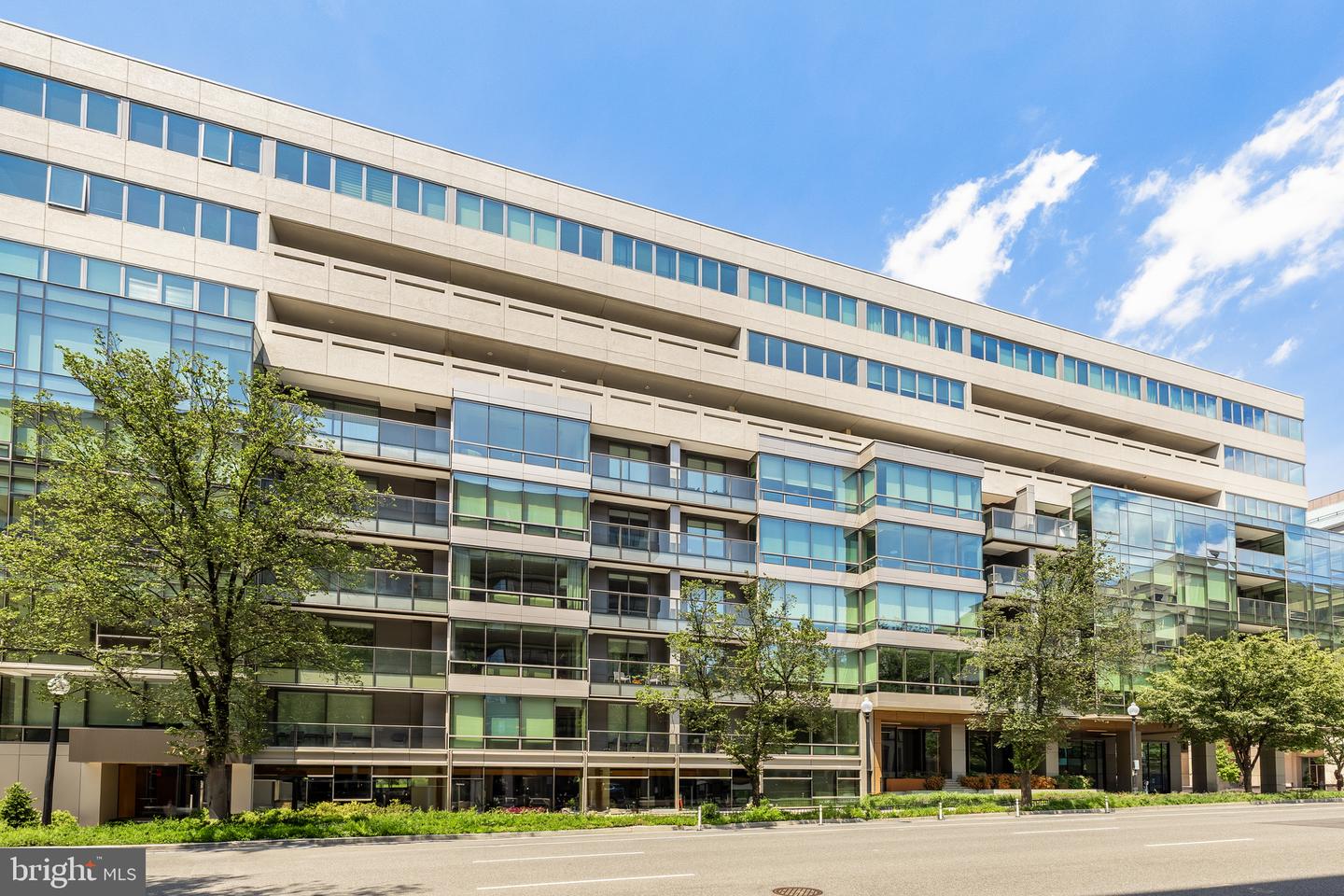 2501 M ST NW #704, WASHINGTON, District Of Columbia 20037, 2 Bedrooms Bedrooms, ,2 BathroomsBathrooms,Residential,For sale,2501 M ST NW #704,DCDC2222636 MLS # DCDC2222636 2501 M ST NW #704, WASHINGTON, District Of Columbia 20037, 2 Bedrooms Bedrooms, ,2 BathroomsBathrooms,Residential,For sale,2501 M ST NW #704,DCDC2222636 MLS # DCDC2222636