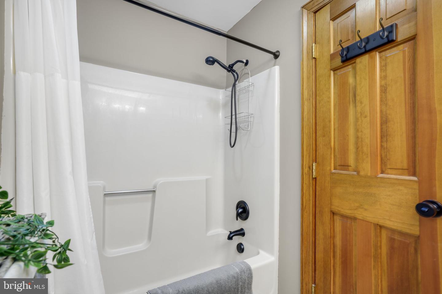 3126 CAPTAINS CORR, GREENBACKVILLE, Virginia 23356, 3 Bedrooms Bedrooms, ,2 BathroomsBathrooms,Residential,For sale,3126 CAPTAINS CORR,VAAC2002260 MLS # VAAC2002260