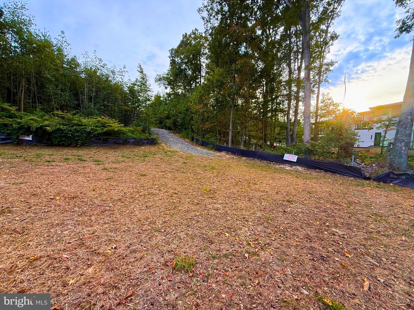 8811 OX RD, LORTON, Virginia 22079, ,Land,For sale,8811 OX RD,VAFX2268152 MLS # VAFX2268152