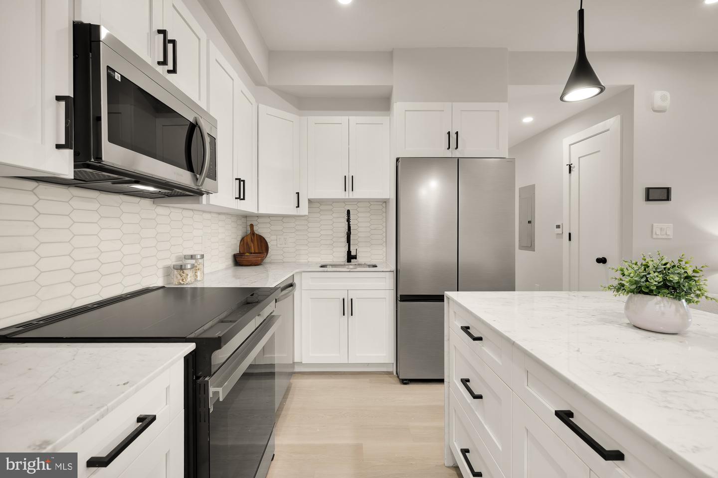 2610 41ST ST NW #1, WASHINGTON, District Of Columbia 20007, 2 Bedrooms Bedrooms, ,2 BathroomsBathrooms,Residential,For sale,2610 41ST ST NW #1,DCDC2223012 MLS # DCDC2223012