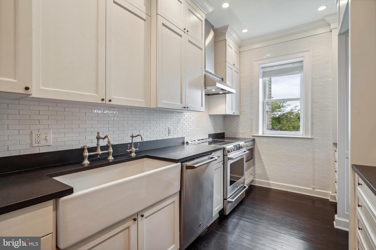 3426 16TH ST NW #201 & 202, WASHINGTON, District Of Columbia 20010, 2 Bedrooms Bedrooms, ,3 BathroomsBathrooms,Residential,For sale,3426 16TH ST NW #201 & 202,DCDC2223130 MLS # DCDC2223130