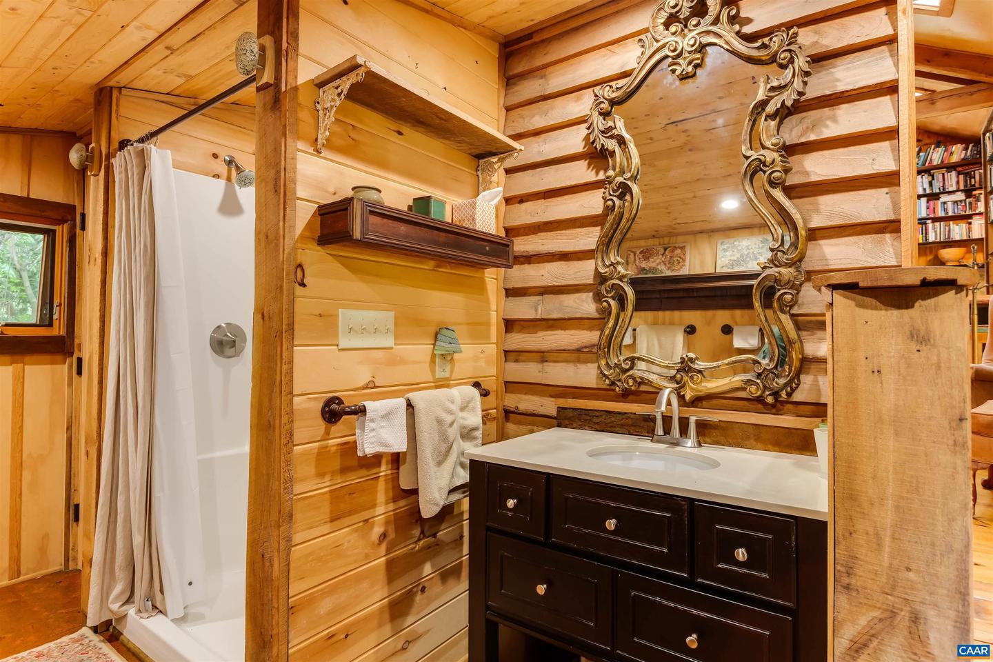 170 & 174 SARVISBERRY LN SW, FLOYD, Virginia 24091, 6 Bedrooms Bedrooms, ,6 BathroomsBathrooms,Residential,For sale,170 & 174 SARVISBERRY LN SW,669138 MLS # 669138