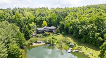 170 & 174 SARVISBERRY LN SW, FLOYD, Virginia 24091, 6 Bedrooms Bedrooms, ,6 BathroomsBathrooms,Residential,For sale,170 & 174 SARVISBERRY LN SW,669138 MLS # 669138