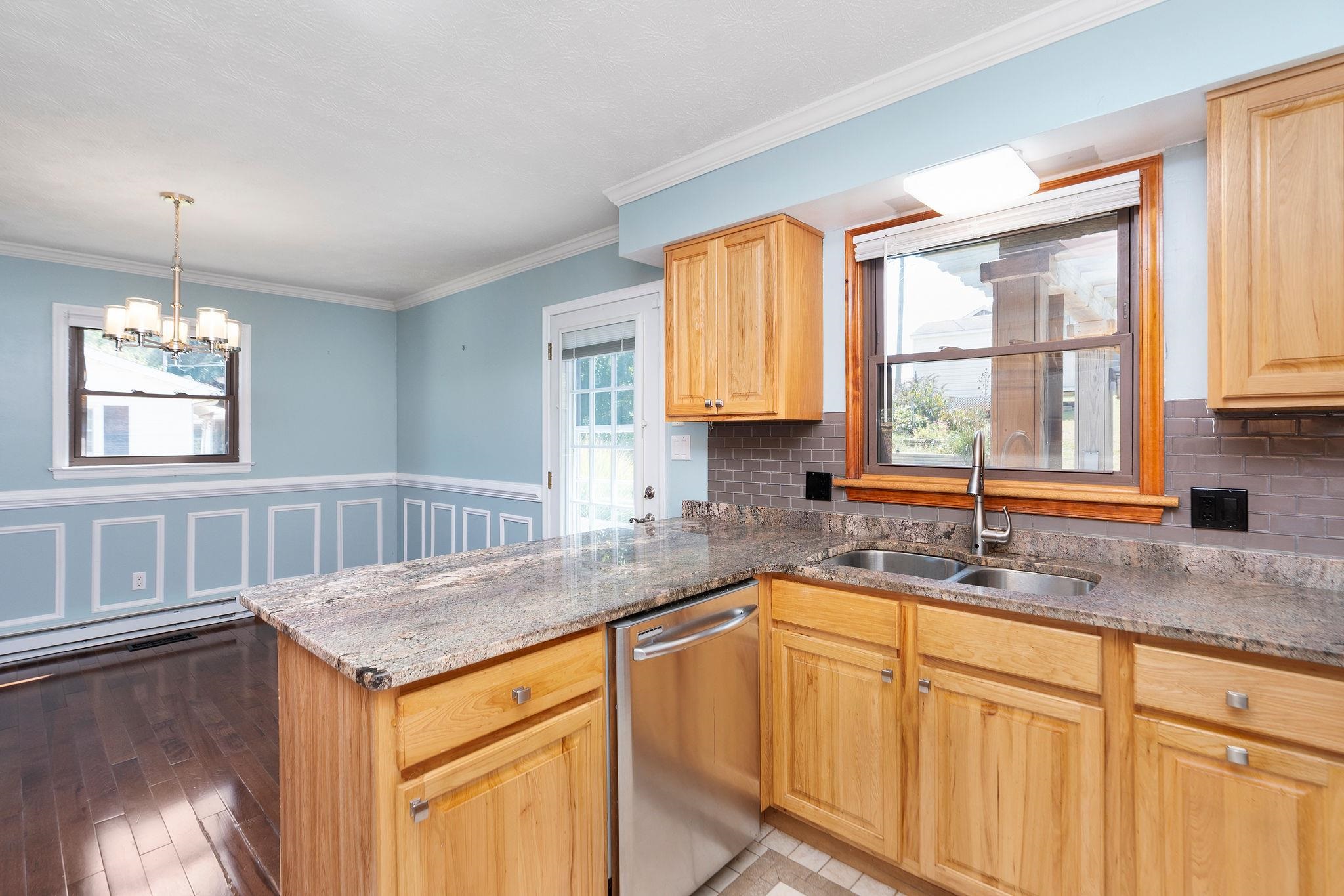 74 MILL STONE DR, VERONA, Virginia 24482, 3 Bedrooms Bedrooms, ,2 BathroomsBathrooms,Residential,74 MILL STONE DR,669143 MLS # 669143