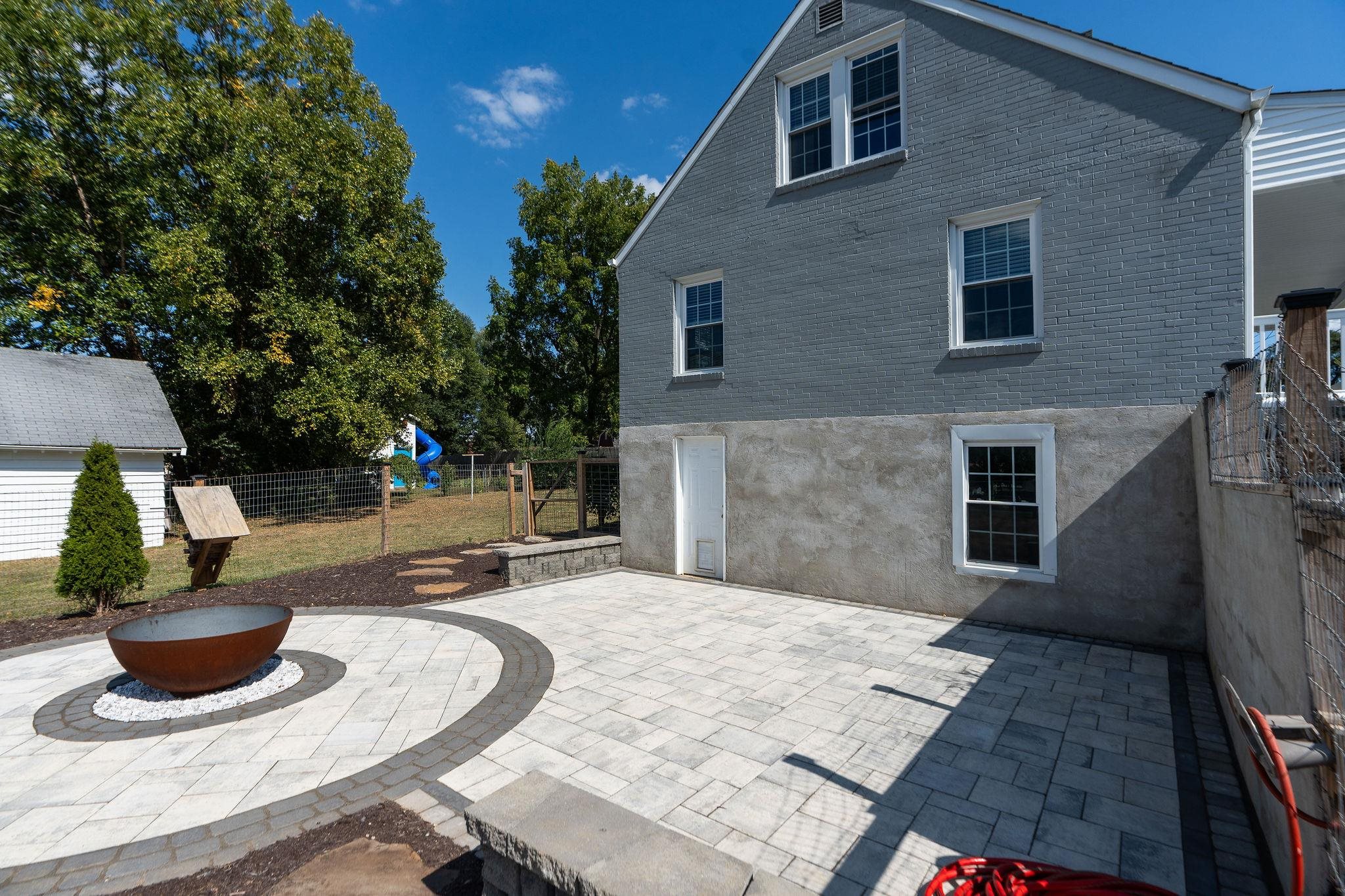 1215 W 12TH ST, WAYNESBORO, Virginia 22980, 3 Bedrooms Bedrooms, ,1 BathroomBathrooms,Residential,1215 W 12TH ST,669144 MLS # 669144