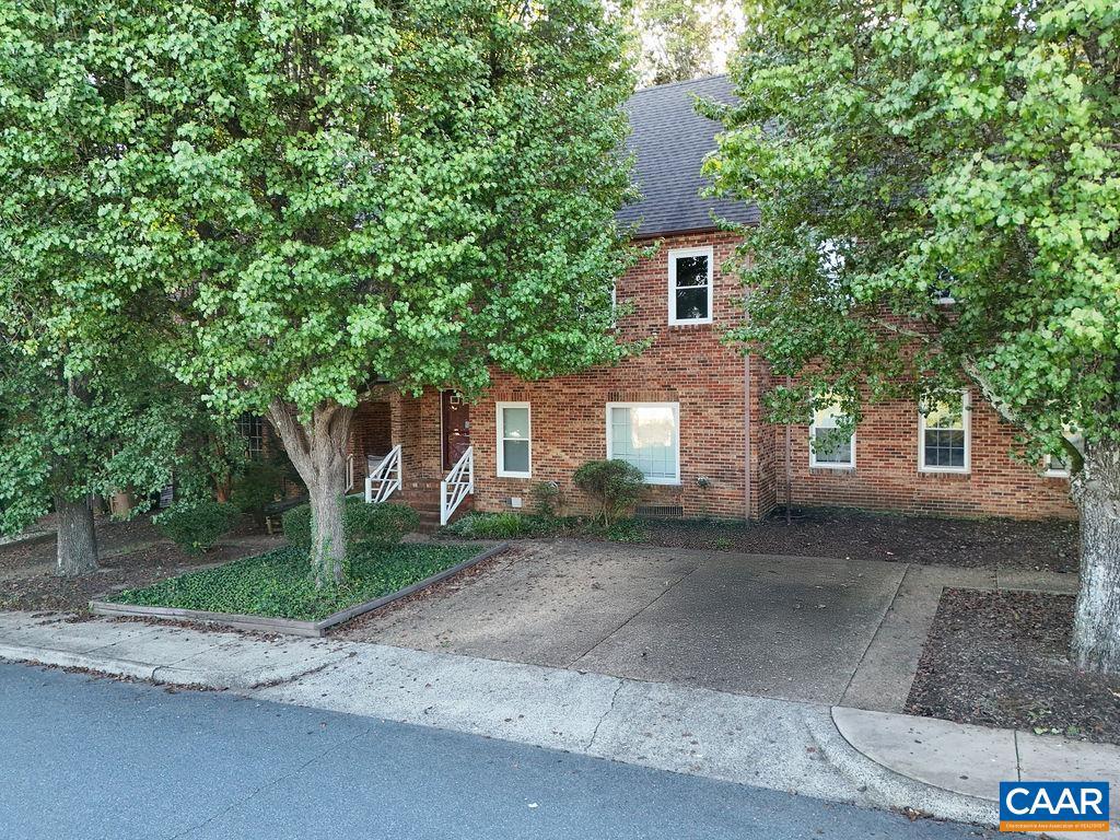 136 BRANDYWINE CT, CHARLOTTESVILLE, Virginia 22901, 4 Bedrooms Bedrooms, ,2 BathroomsBathrooms,Residential,For sale,136 BRANDYWINE CT,667718 MLS # 667718