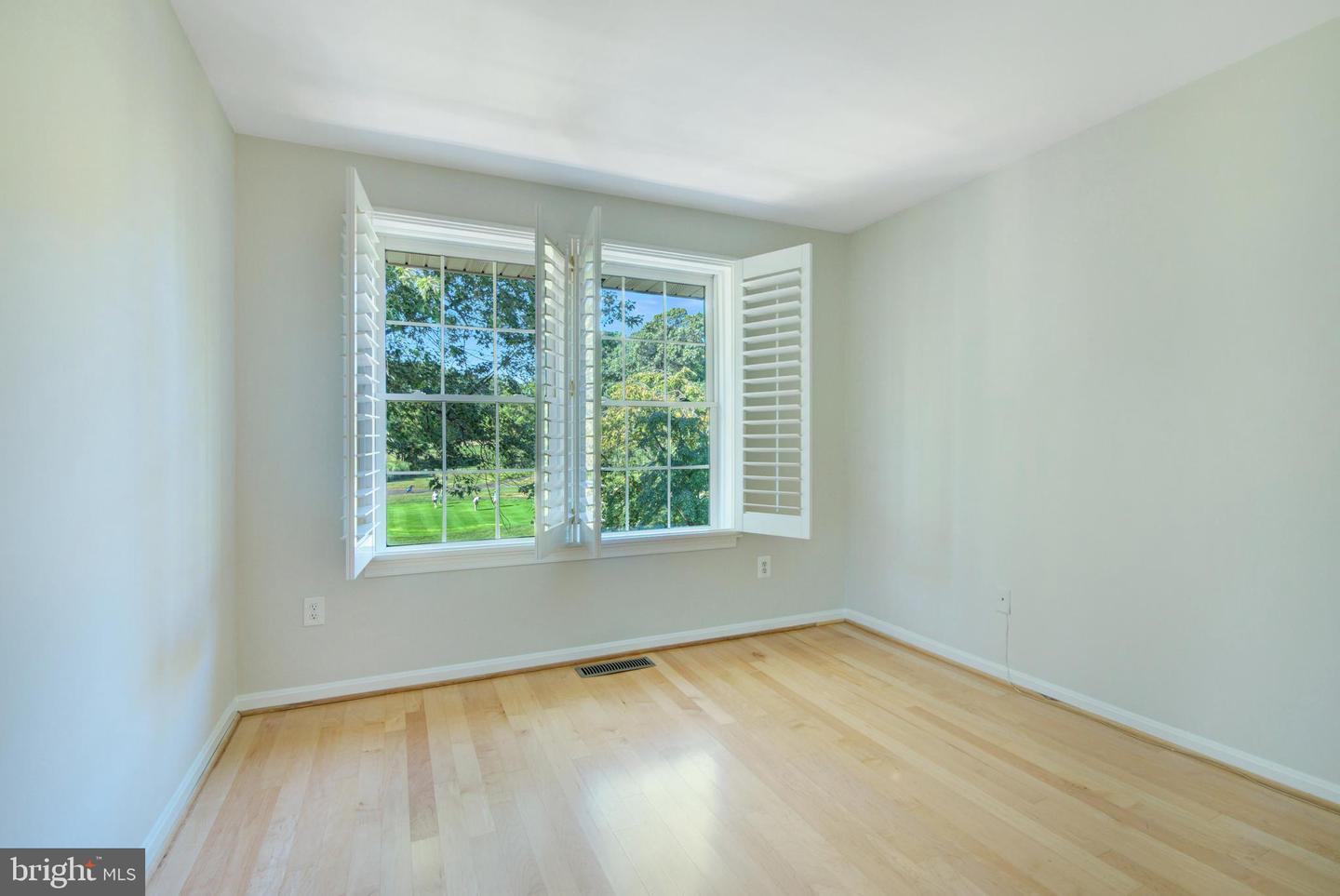 2128 GOLF COURSE DR, RESTON, Virginia 20191, 4 Bedrooms Bedrooms, ,3 BathroomsBathrooms,Residential,For sale,2128 GOLF COURSE DR,VAFX2265876 MLS # VAFX2265876