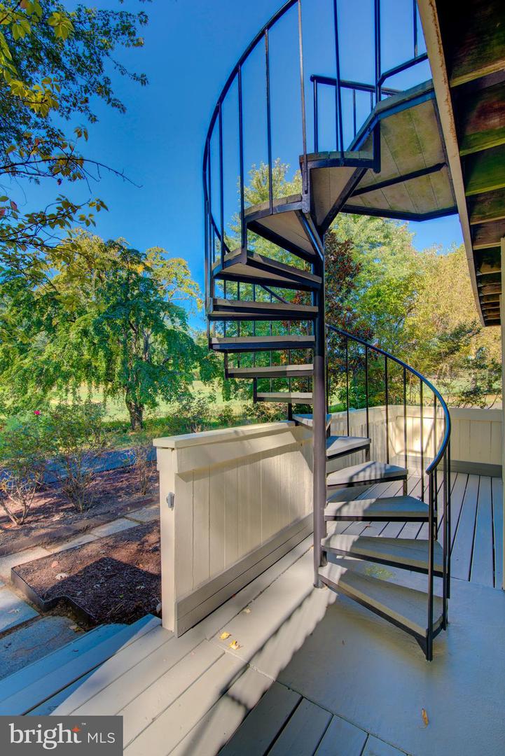 2128 GOLF COURSE DR, RESTON, Virginia 20191, 4 Bedrooms Bedrooms, ,3 BathroomsBathrooms,Residential,For sale,2128 GOLF COURSE DR,VAFX2265876 MLS # VAFX2265876